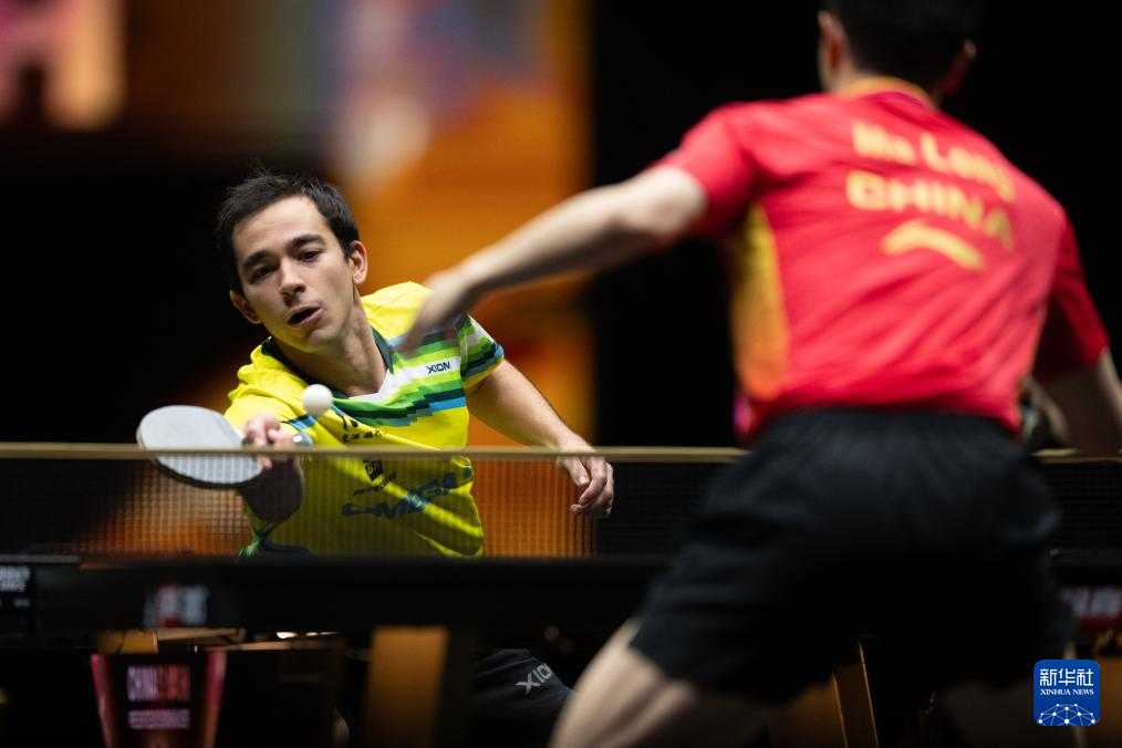 瞬间爆发的 瞬间爆发的