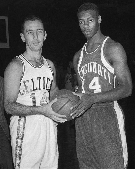 戴维斯平均 戴维斯平均