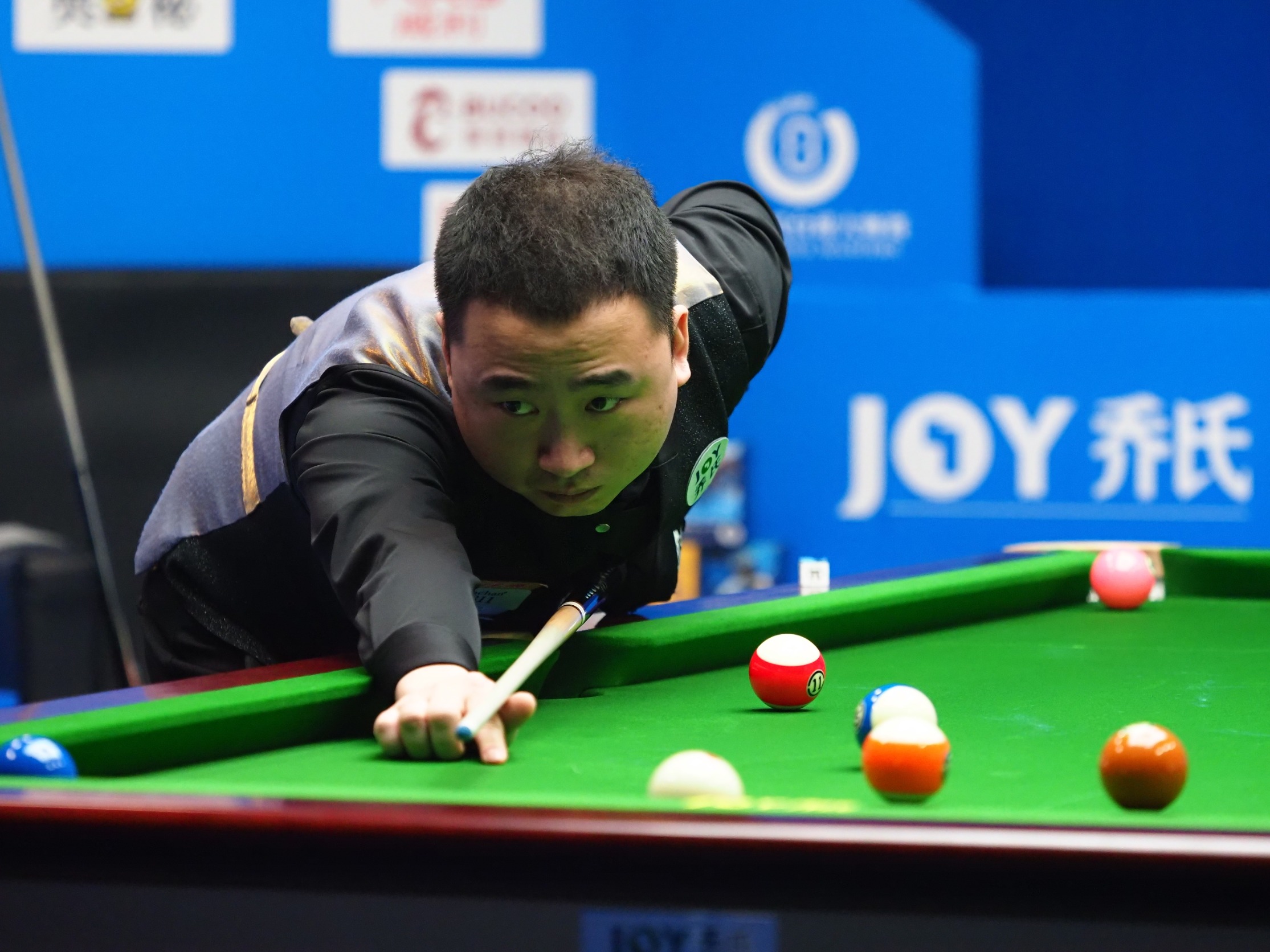 细节决定成 细节决定成