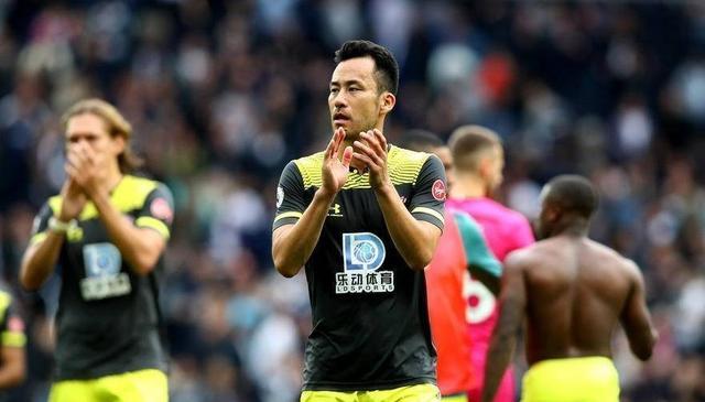 场外争议往 场外争议往