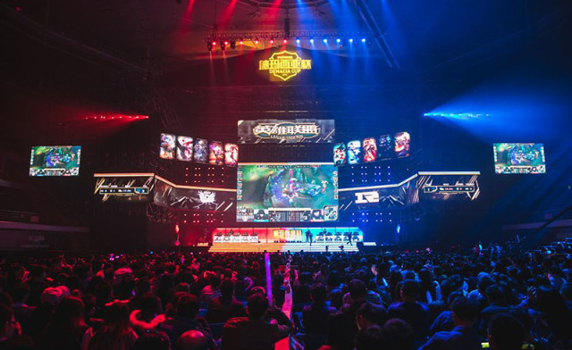 民族队伍的 民族队伍的