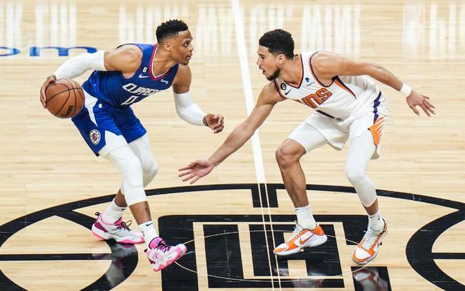 何会出现 何会出现