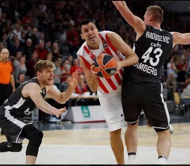 东契奇的三 东契奇的三